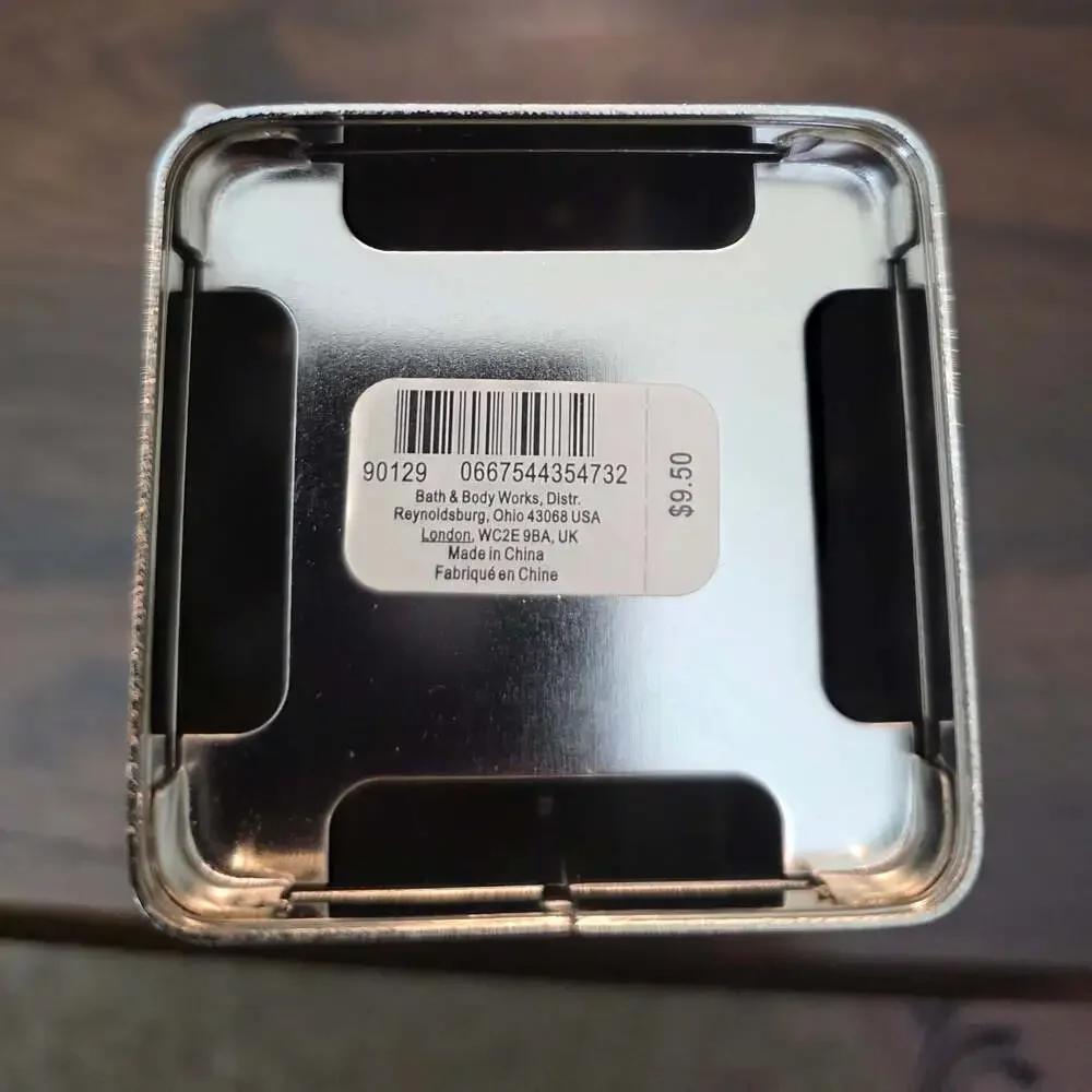 Bath & Body Works Silver Tossed Gems Gentle Foaming Hand Soap Sleeve Holder with
